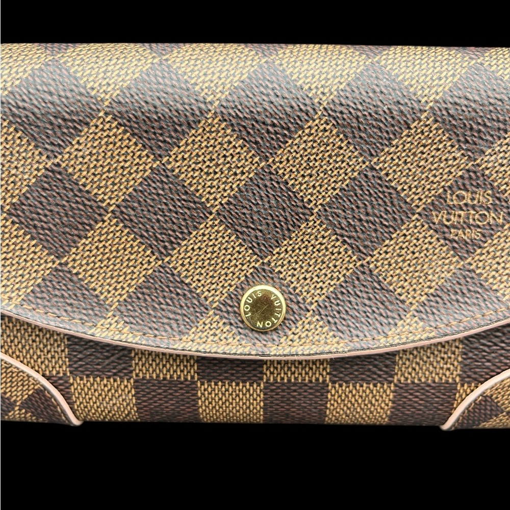 Louis Vuitton Damier Ebene Caissa Rose Bifold Wallet - Picture 3 of 10